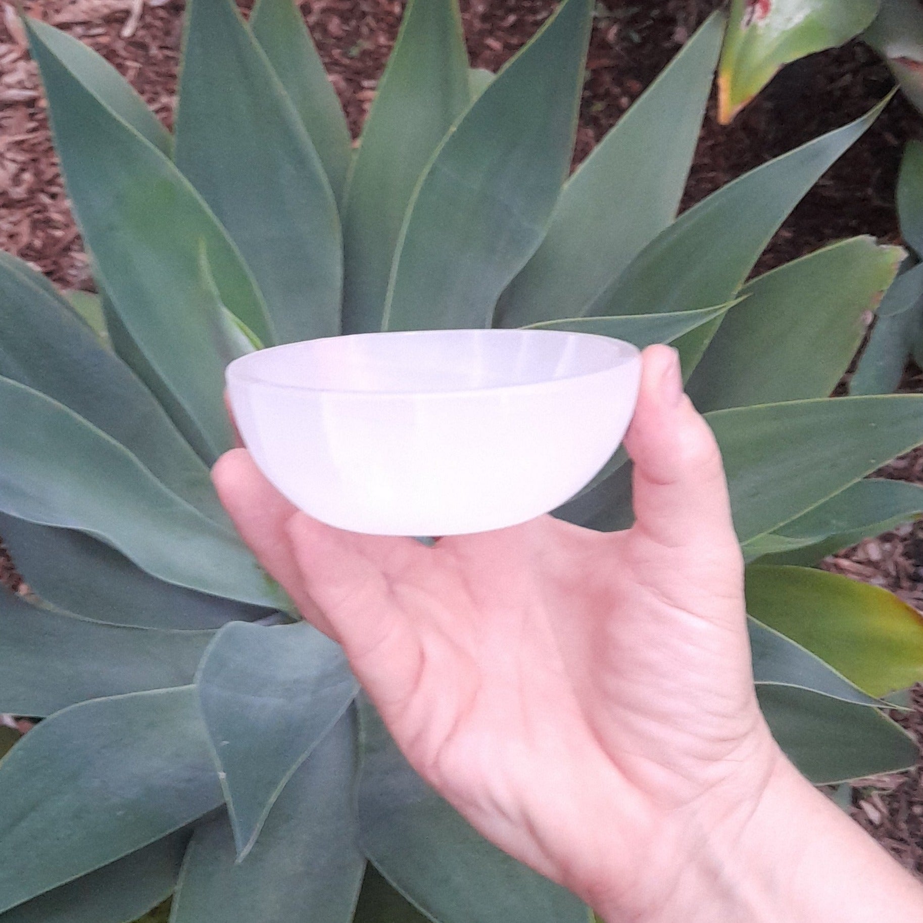 Selenite (Satin Spar) bowl 10cm