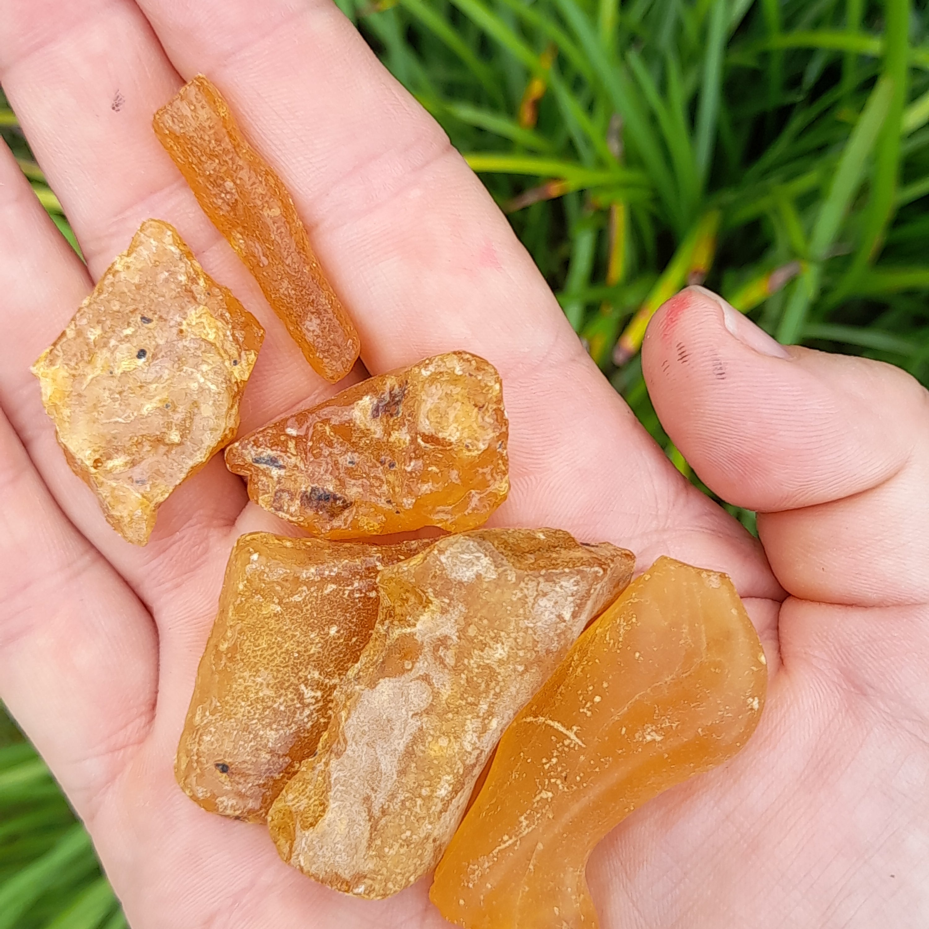 Copal, raw