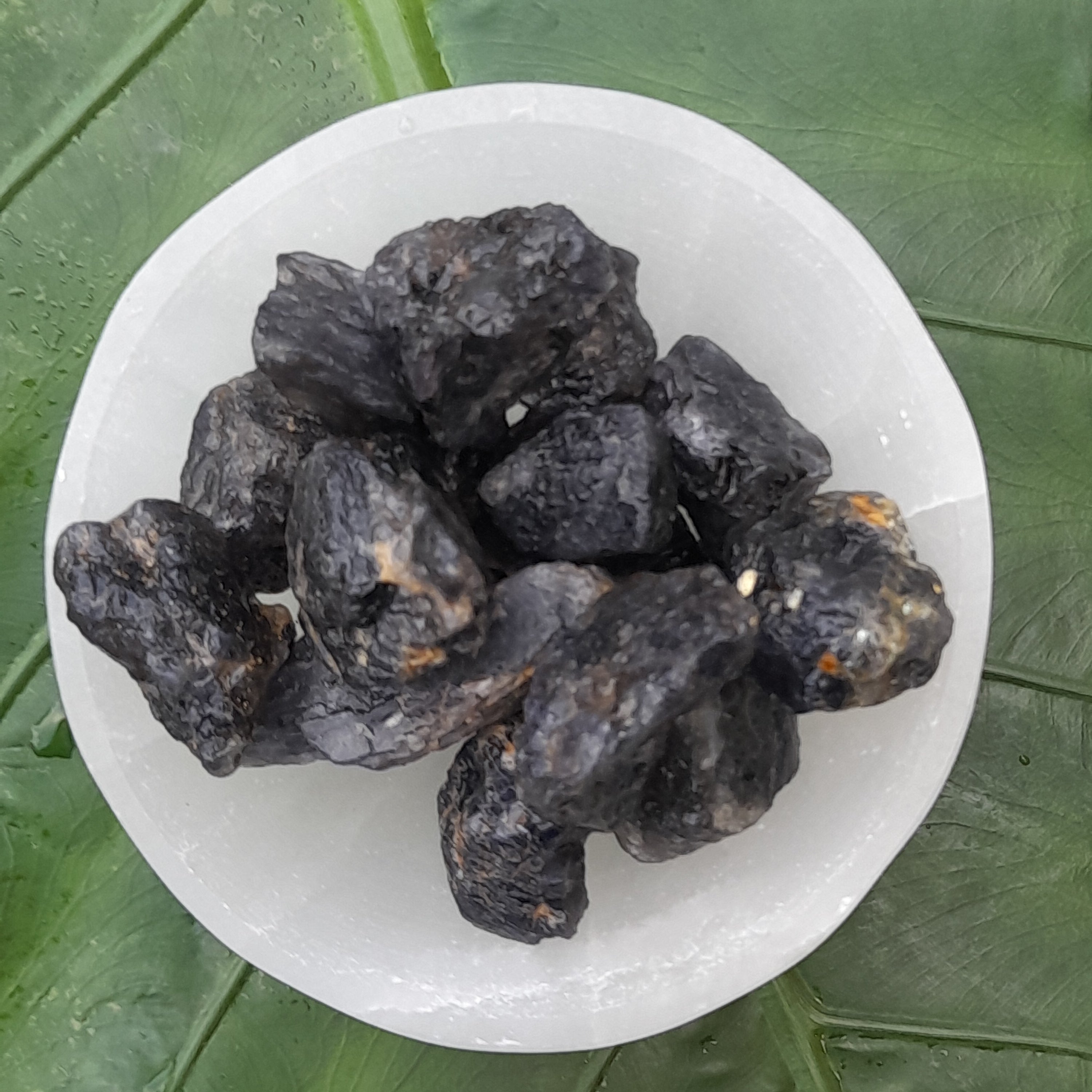 Iolite, raw
