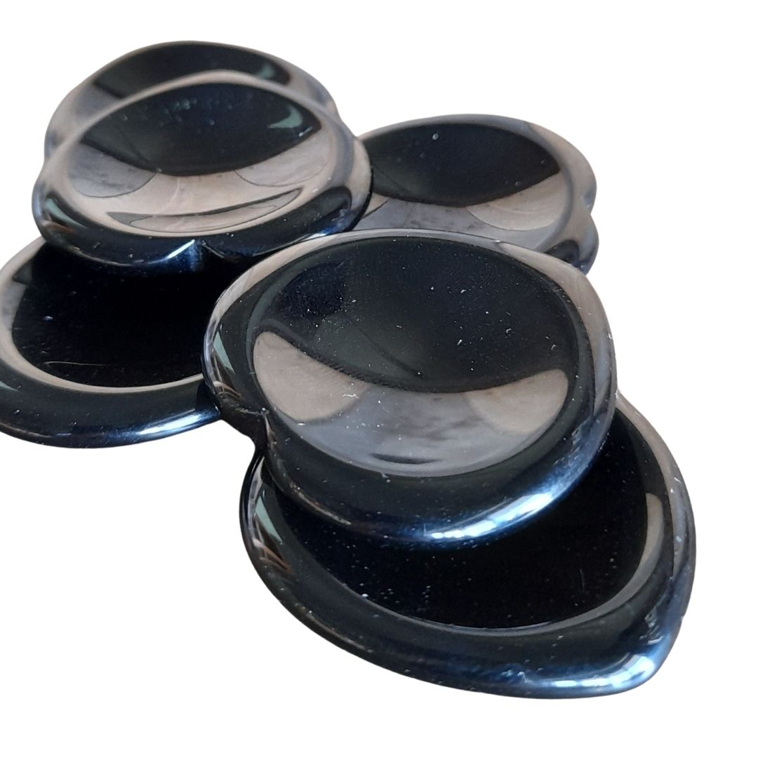 Worry Stone (Rhodonite/Obsidian/Howlite) Media 3 of 3