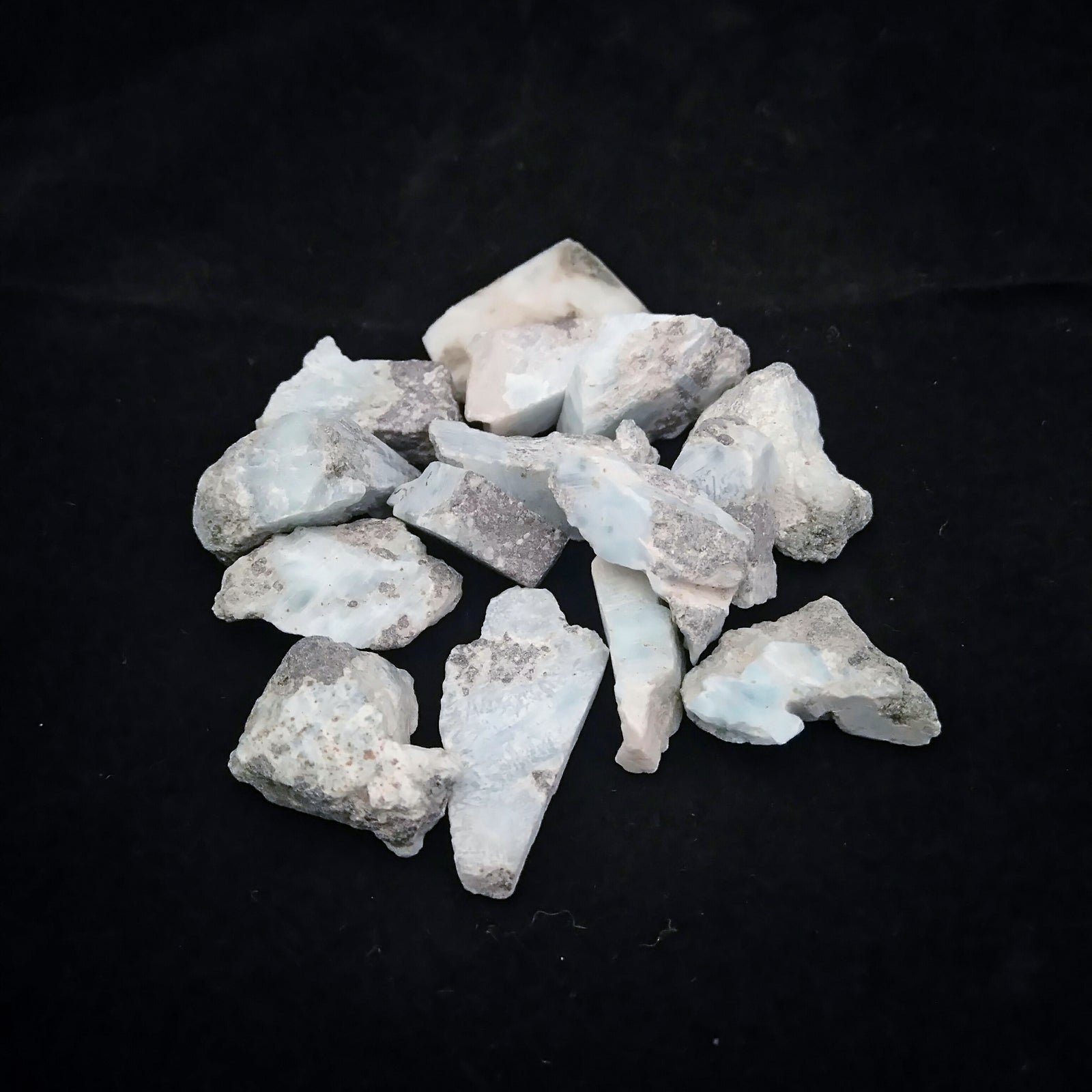 Larimar ~ Raw stone Small – Plant Essentials